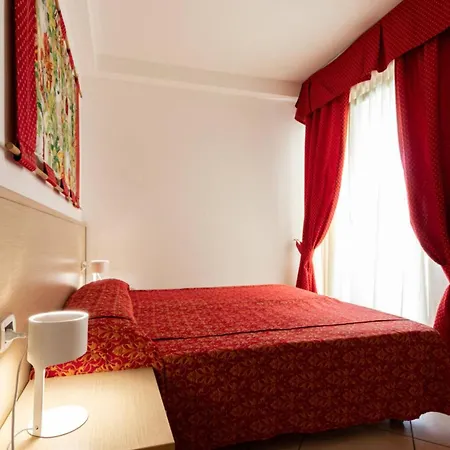 Warm Family Flat With Terrace Apartman Bibione