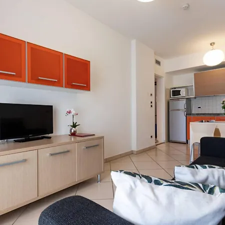 Warm Family Flat With Terrace * Bibione