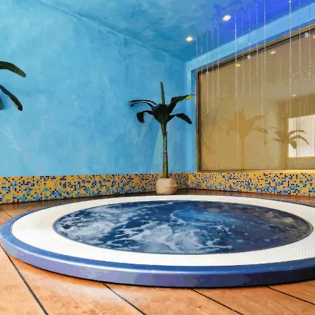 Apartman Warm Family Flat With Terrace *
